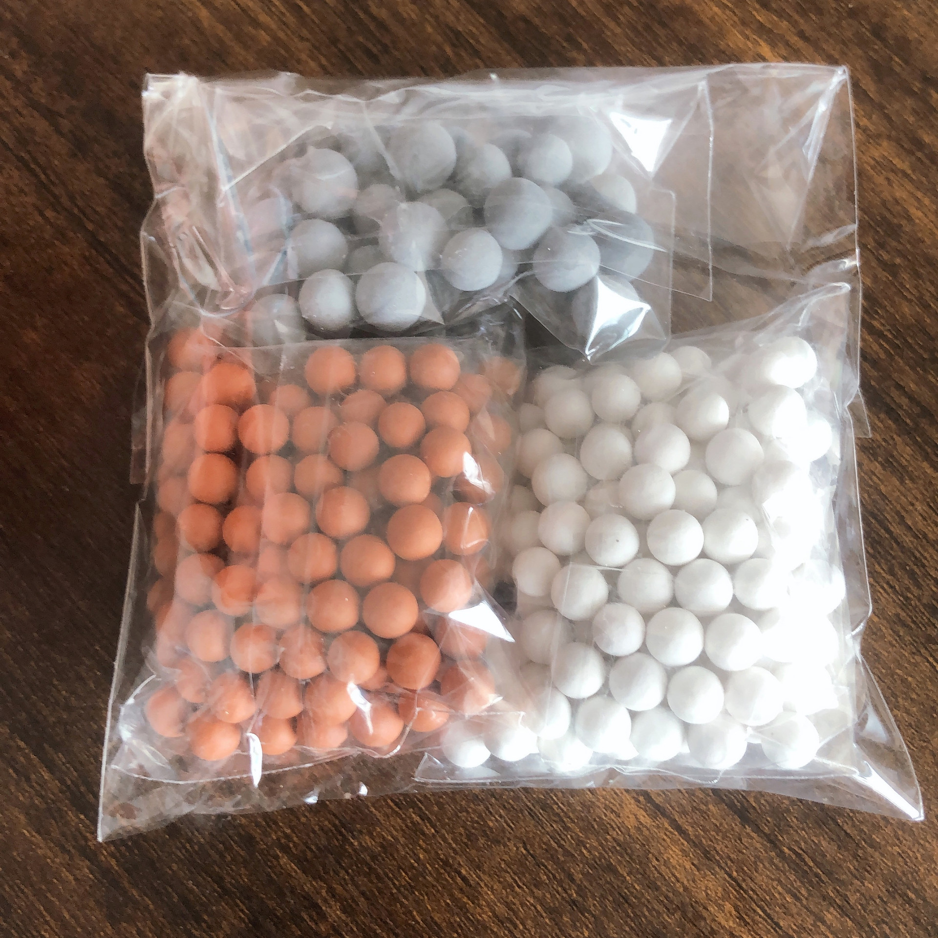 厂家生产花洒净水陶瓷球花洒过滤用麦饭石陶瓷球花洒球