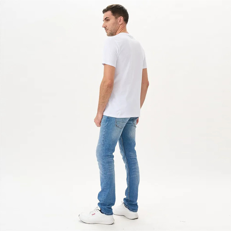 Camiseta de algodón de manga corta para hombres transpirable de color sólido cuello redondo soporte de logotipo personalizado camiseta publicitaria camiseta camiseta