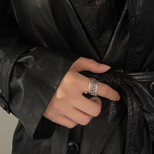 韩国复古戒指女个性夸张螺旋字母设计感的独特戒指食指戒小众轻奢