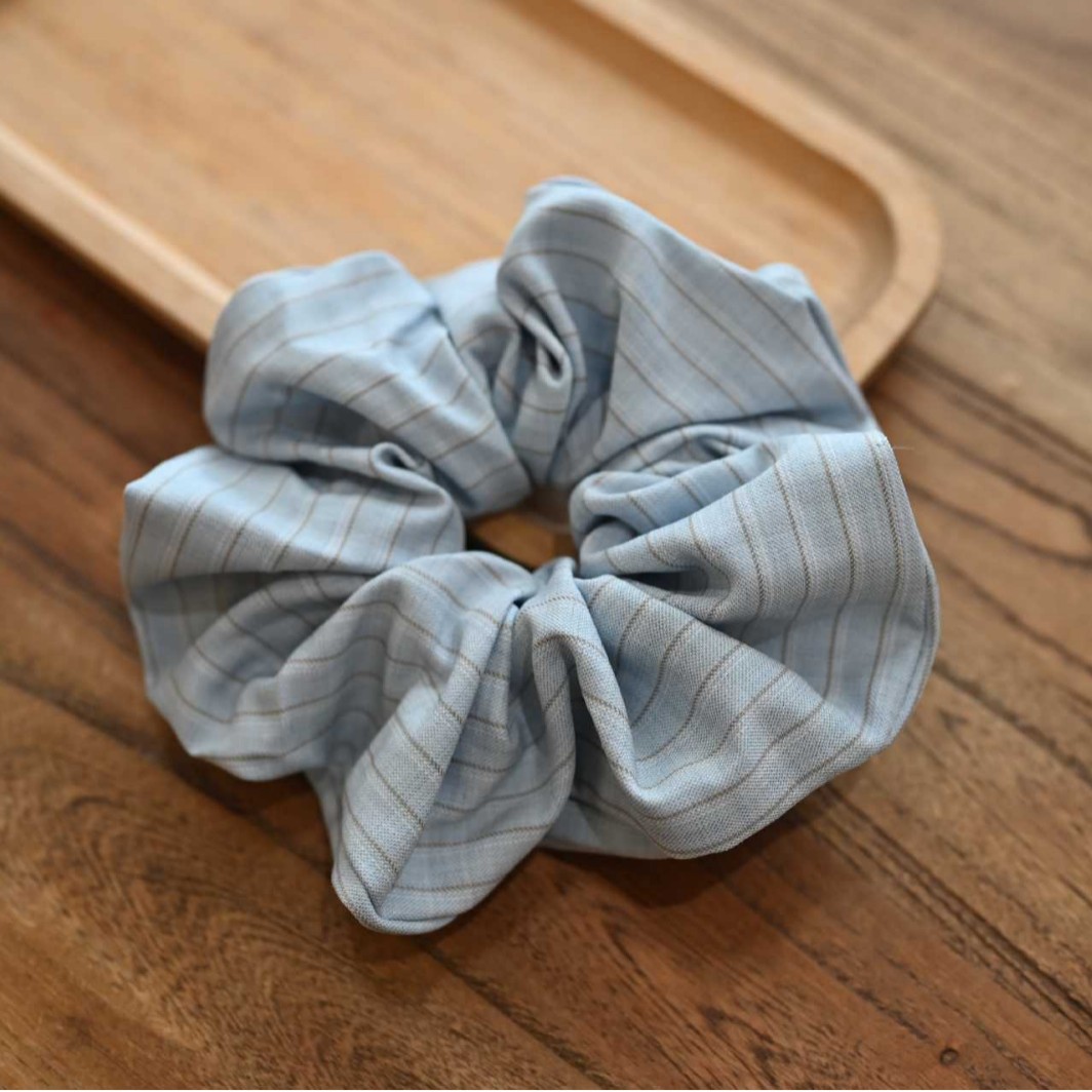 Women's High-end Fabric Scrunchie, Versatile And Heavy-duty Accessory, Large Elastic Hair Tie_voghion.com