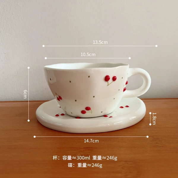 Cherry cups and saucers/packing quantity 48 sets/retail price control over 30 yuan