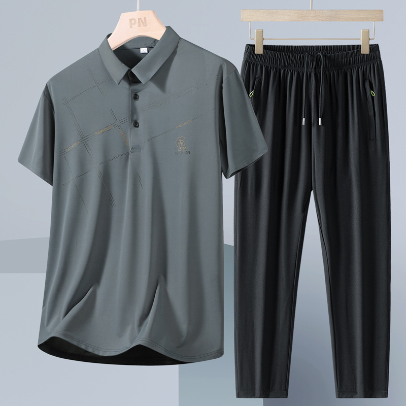 Verano, traje de hombre de seda de hielo, polo de manga corta para hombres de mediana edad, ropa de papá, ropa de negocios, pantalones casuales de secado rápido, dos piezas.