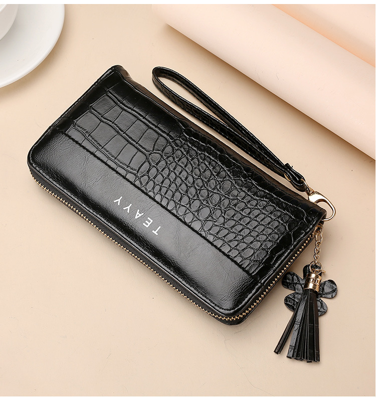 Women's Letter Solid Color Pu Leather Zipper Wallets display picture 3