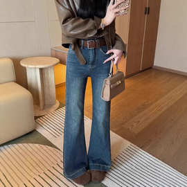 怒推！许妍同款腿精遮胯显瘦时髦加绒双扣腰复古牛仔喇叭裤