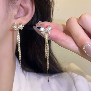 镶钻流苏耳环女2024新款轻奢风高级感长款耳坠网红时尚蝴蝶结耳钉