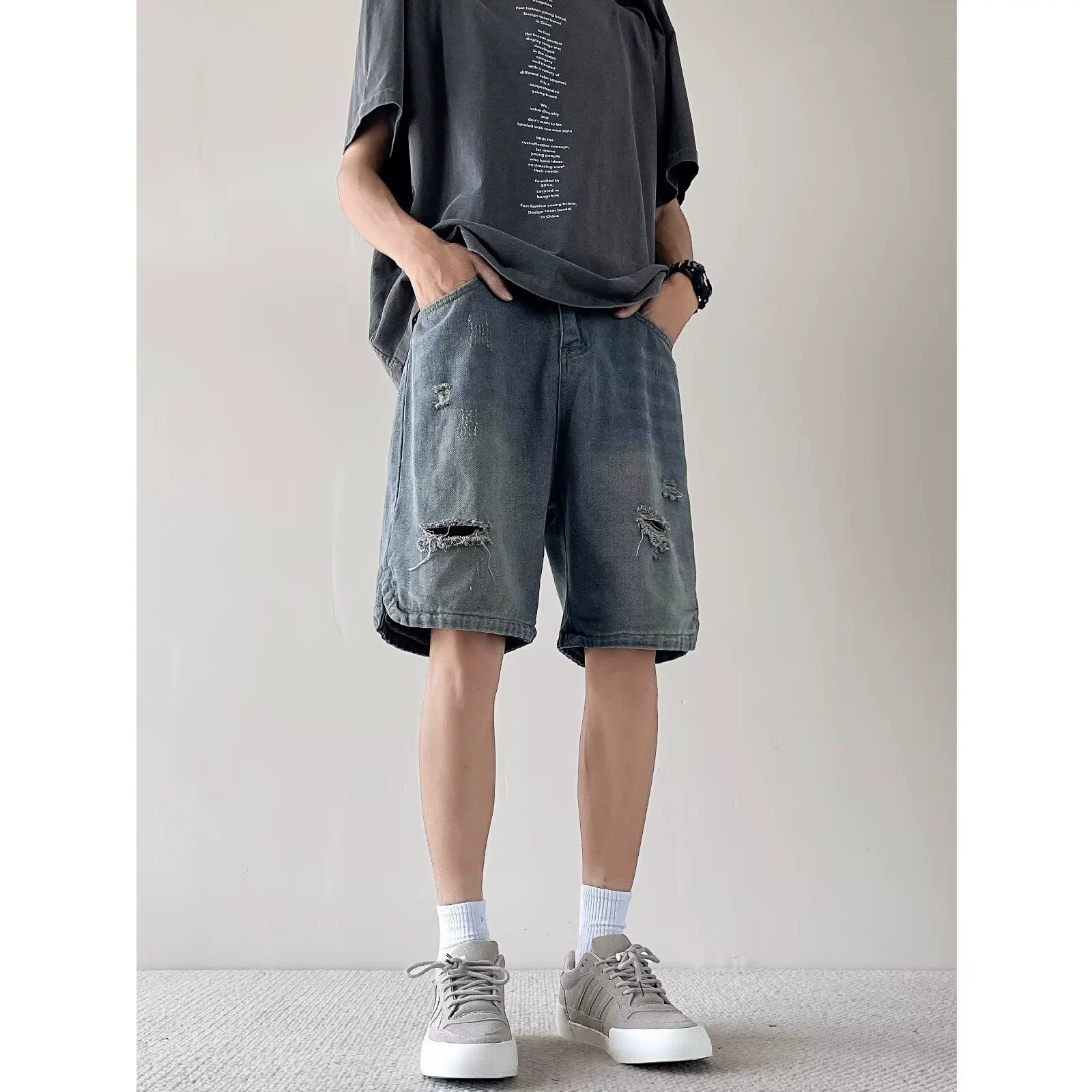 Американский модный бренд, рваные джинсовые шорты, мужские летние уличные брюки 2025 года, новый стиль, брюки с пятью точками