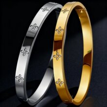 ����ɫ�¿������C Ů���߼��Рt������僾��W�����P����C