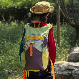 儿童旅行包大容量双肩包幼儿男女孩学生多巴胺户外登山健身骑行包