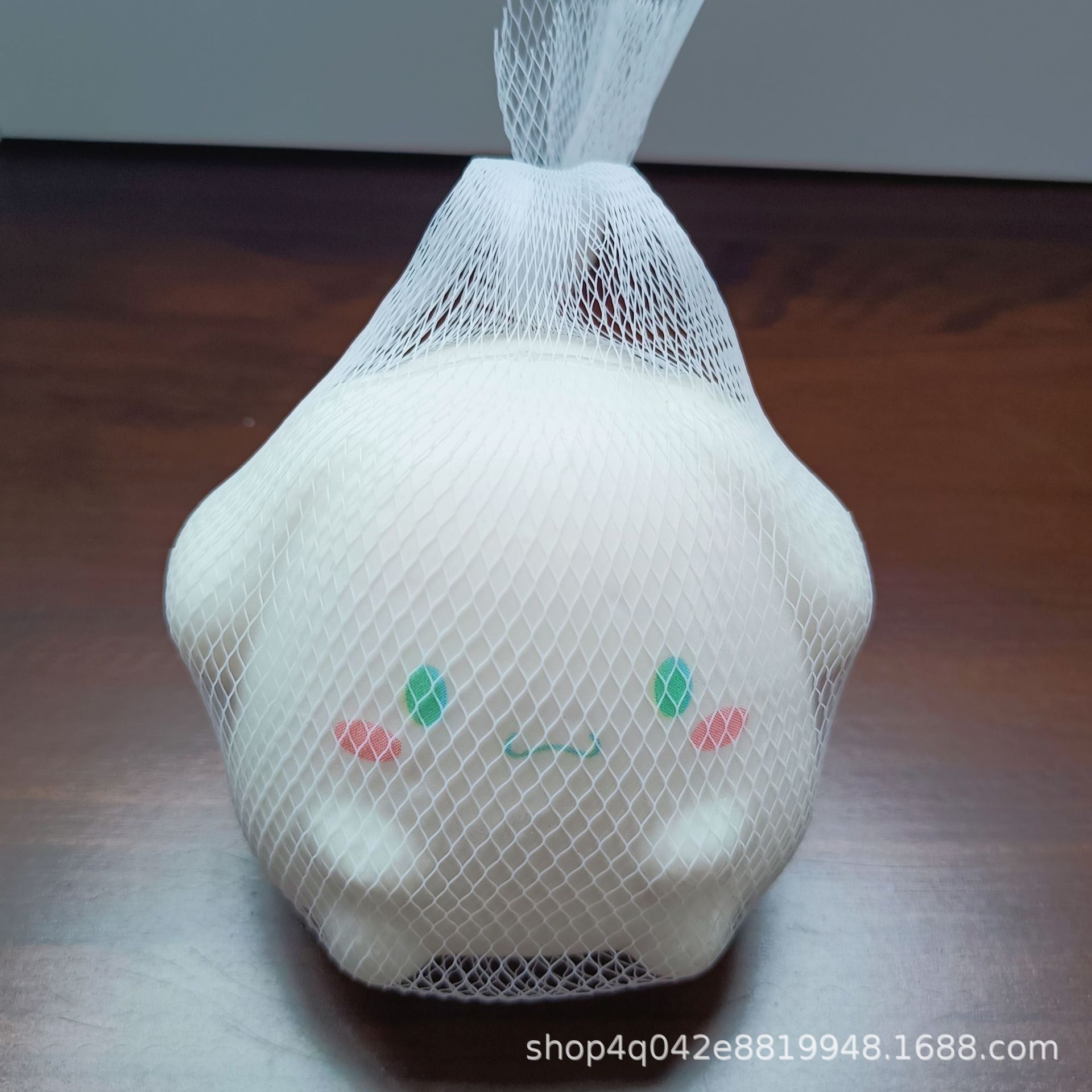 작은 흰색 개 [약 6cm-메시백에 포장]