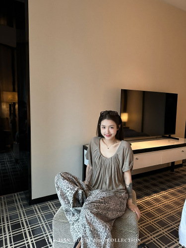 200g Cotton Pleated U-Neck Regular Shoulder Short-Sleeve Women's Han Style High-End Versatile Loose Slimming Top