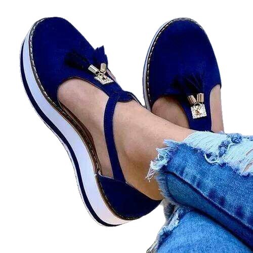 Spring 2020 New Cross Flat Round Toe Sandals Women's Tassel Rhinestone Baotou Side Empty Foreign Trade Large Size Women's Shoes Spring 2020 New Cross Flat Round Toe Sandals Women's Tassel Rhinestone Baotou Side Empty Foreign Trade Large Size Women's Shoes