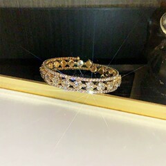 満ドリルフラッシュ三層ブレスレット花嫁百合ドリルが開口ブレスレット水晶ブレスレットを巻いて高級感が多層になっている