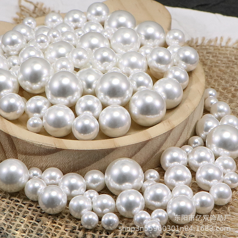 Glass round beads pearl
