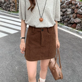 休闲裤;吊带背心;半身裙