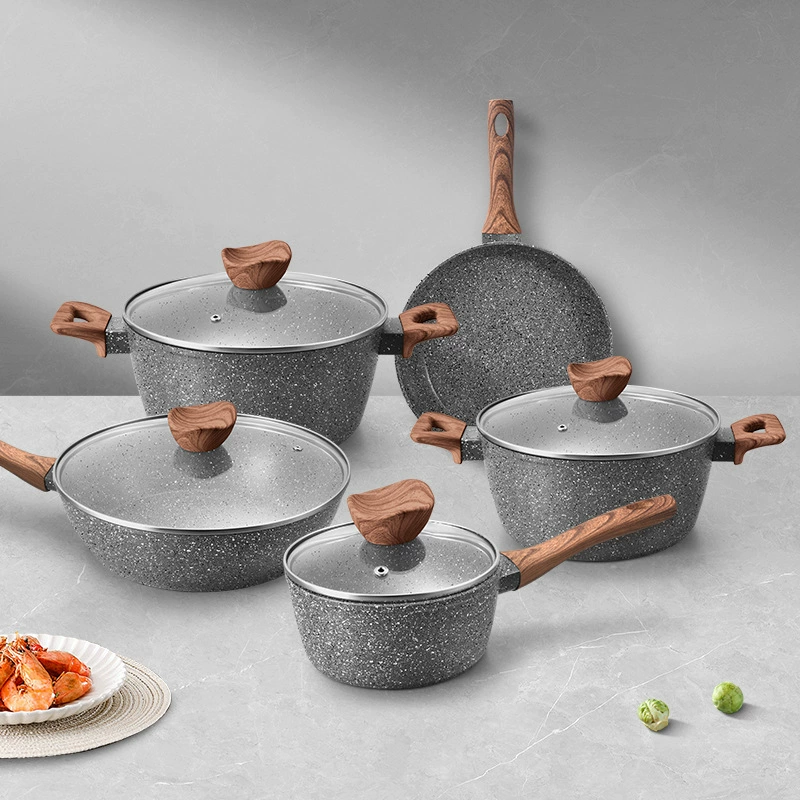 Половник/Керамическая сковорода?