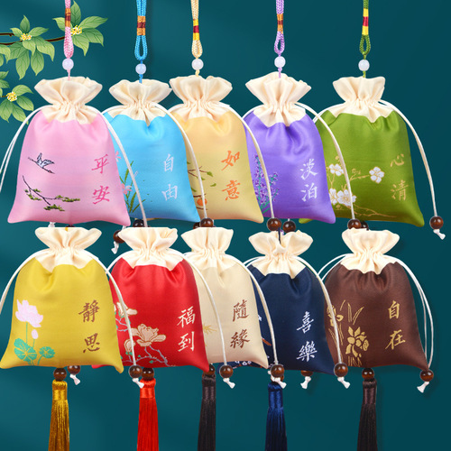 Ancient style blessing sachet bags wholesale embroidery blessing bags gift car pendant retro blessing tassel bundle mouth sachet