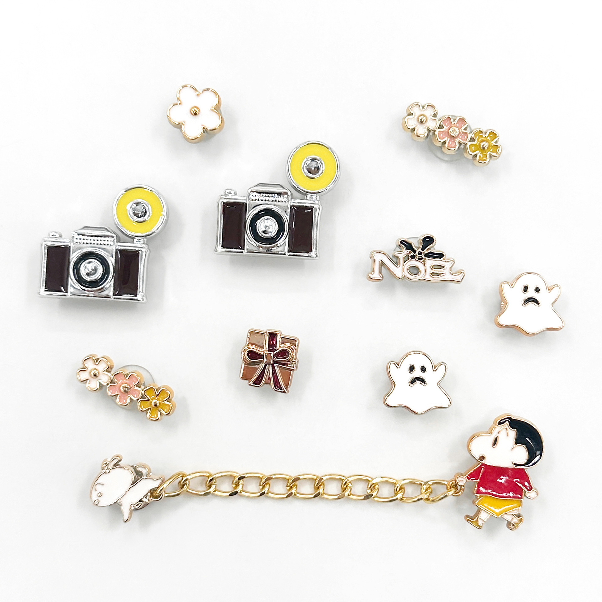 Nuevos zapatos con agujeros de alto valor, accesorios de bricolaje, hebillas decorativas, hebillas decorativas, accesorios de flores, cadenas, decoraciones avanzadas