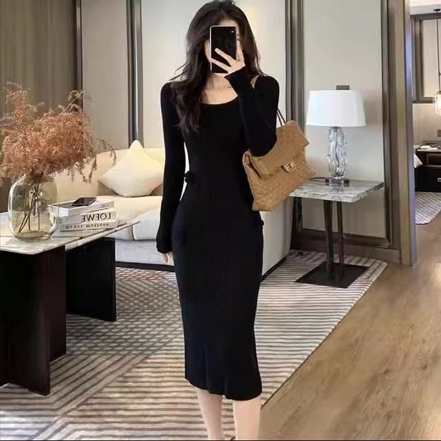 フレンチレトロ立体フラワーニットドレス女性のための2024秋冬気質セータースカートウエストカバーヒップロングスカート|undefined