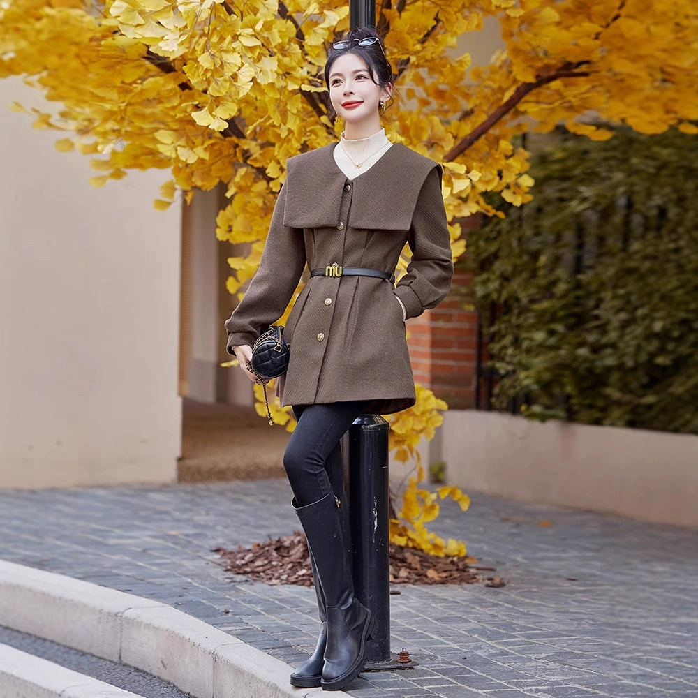 Woolen down jacket, fitted navy coat