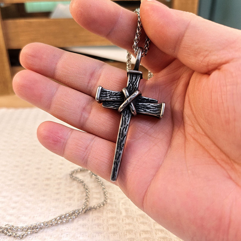 European and American Retro Gothic Wooden Stake Cross Pendant Trendy Men's Necklace Accessory Sp1113 European and American Retro Gothic Wooden Stake Cross Pendant Trendy Men's Necklace Accessory Sp1113