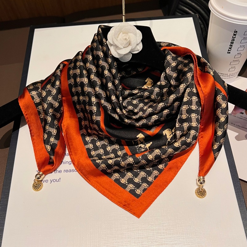오렌지색과 검은색 마차--[자석 새틴 스퀘어 스카프]