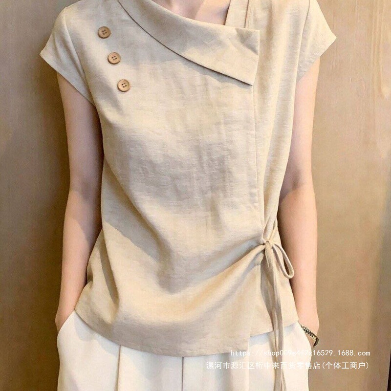 Beige short-sleeved shirt, 2026 summer new collection, fashionable and age-reducing design, asymmetrical tie-front shirt Beige short-sleeved shirt, 2026 summer new collection, fashionable and age-reducing design, asymmetrical tie-front shirt