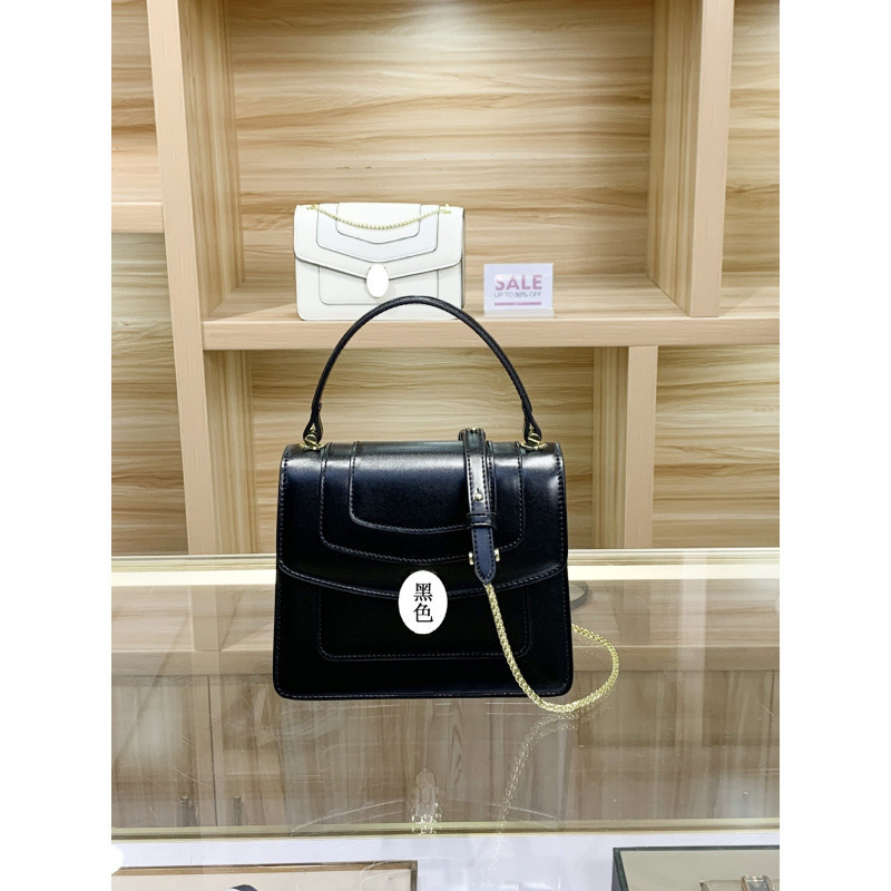 Light Luxury Women's Handbag 2026 New Model Niche Large Capacity Crossbody Bag Commuter Shoulder Underarm Small Square Bag Light Luxury Women's Handbag 2026 New Model Niche Large Capacity Crossbody Bag Commuter Shoulder Underarm Small Square Bag