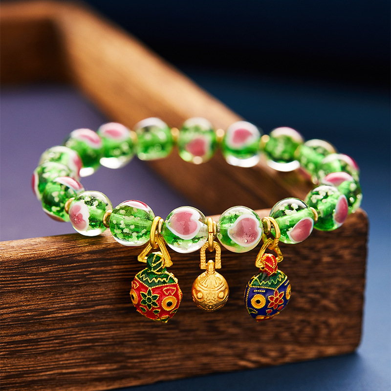 녹색 사랑 금을 삼키는 짐승