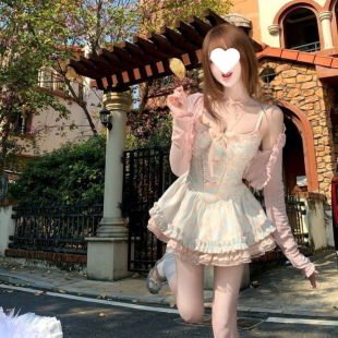 �����¿��n��ͨ�ڿɐ������L����������������B��ȹ�ɼ���Ů