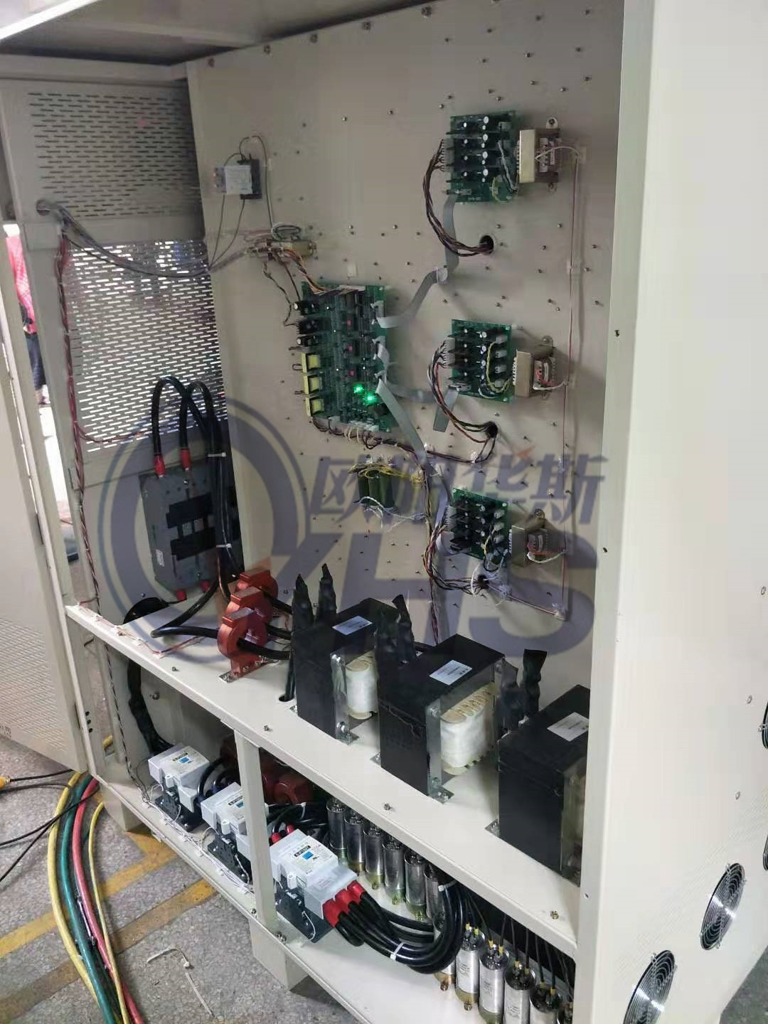 ŷ����˹����300KVA��Ƶ��Դ���Կ������ȱã��������220V 60HZ