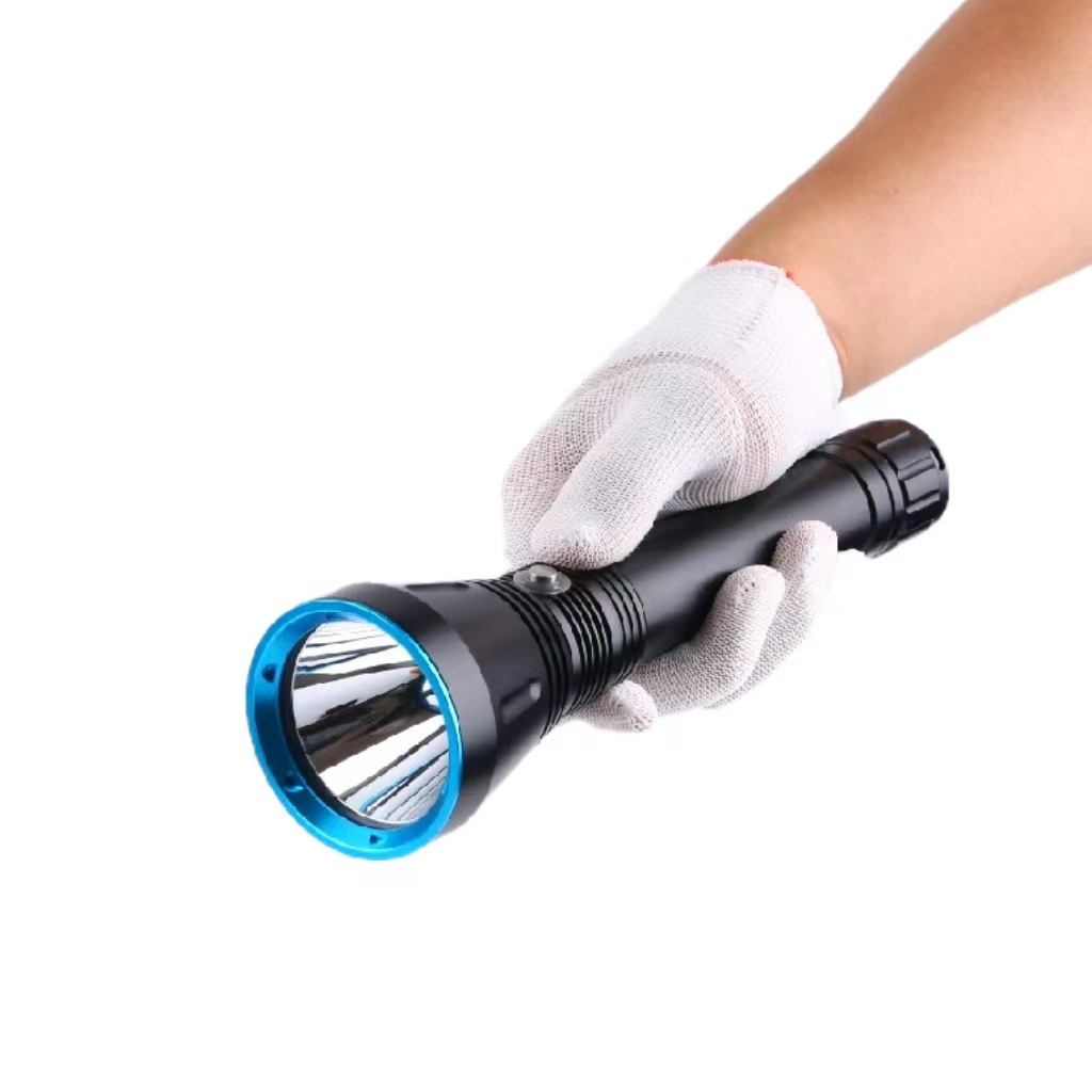 Fábrica al por mayor linterna de buceo fuerte luz impermeable noche pesca luz subacuática profesional IPX8 aventura al aire libre rescate emergencia