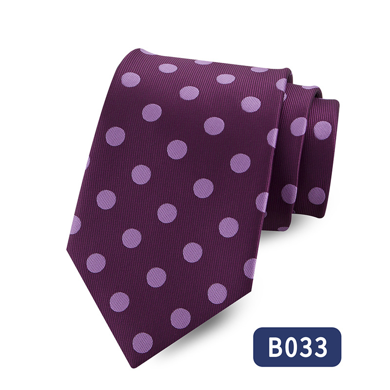 B033