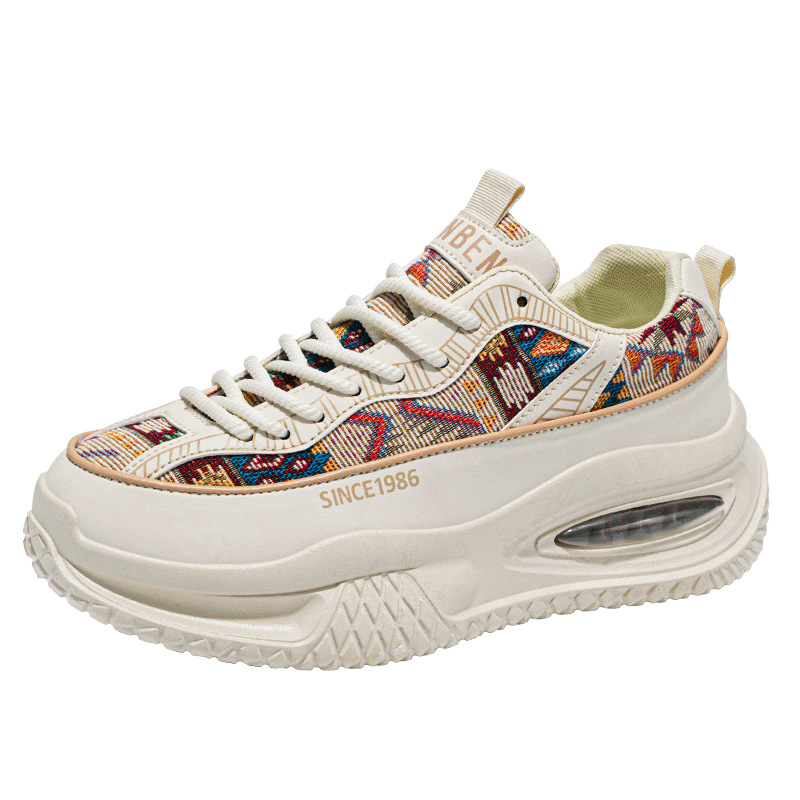 Zapatos de hombre de primavera 2025 nuevos zapatos de skate casuales transpirables de lona de moda con suela gruesa zapatos deportivos de moda