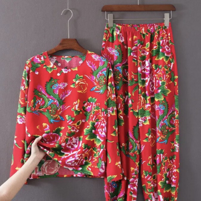 Northeast large flower cloth clothes morning gown birthday party online celebrity bridesmaid girlfriends two-person turn pajamas sisters performance suit
