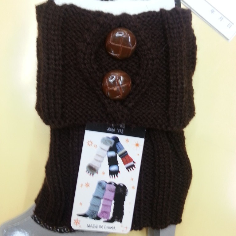 Otoño y invierno calentamiento de lana de punto botas cortas botones calcetines fabricantes pueden procesar muestras personalizadas logotipo protector de pies
