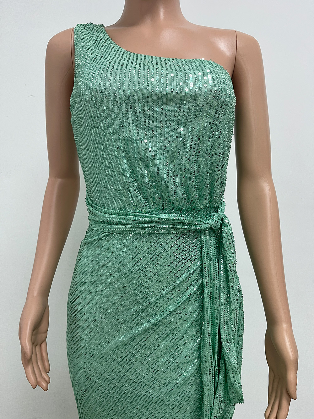357g Weight Maxi Long Dress Dress Length Type Sleeveless Sleeve Length Sheath Dress Dresses Type Spandex, Polyester Fabric Type High Waist Waist Line Holiday, Daily Occasion Oblique collar Neckline Slim Fit Type Solid Color Pattern Summer Season Women's Gender Elegant, Sexy Style Wholesale Women's Elegant Sexy Solid Color Holiday Daily Oblique Collar Sleeveless Sheath Dress 111
