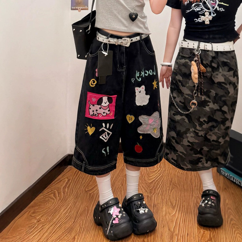 Black high-waisted slimming straight denim shorts for women, summer thin style, high street hot girl style, plus size cropped wide-leg pants Black high-waisted slimming straight denim shorts for women, summer thin style, high street hot girl style, plus size cropped wide-leg pants