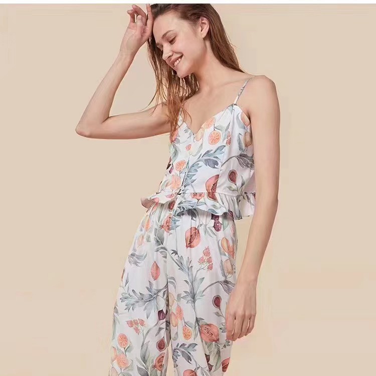 2021 새로운 실크 잠옷 여자의 석류 꽃 인쇄 조끼 슬링 세트 가정 의류 두 조각 봄과 가을 착용