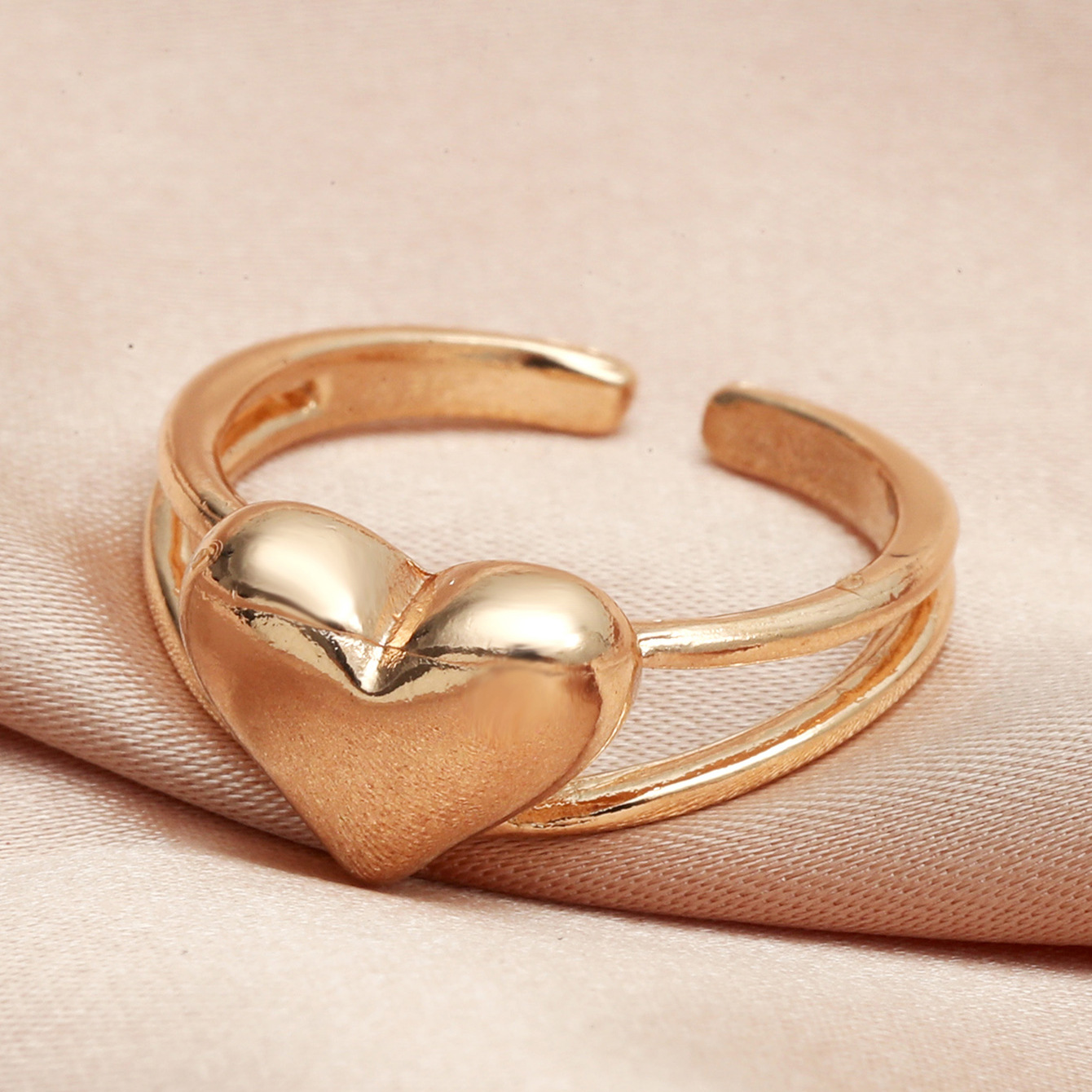 New Fashion Black Peach Heart Multi-layer Ring Wholesale Nihaojewelry display picture 3