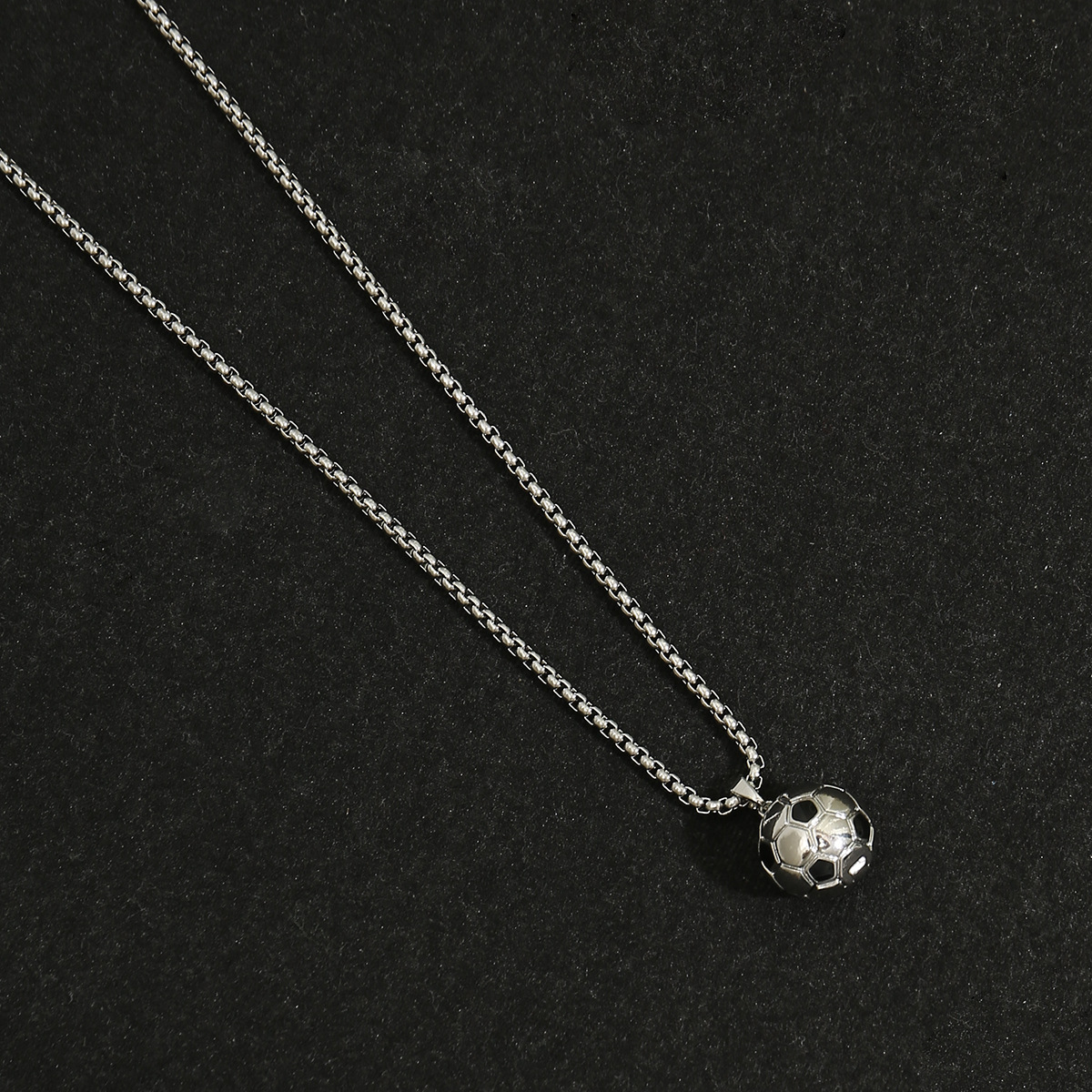 Voetbal 3d hanger ketting van titanium staal voor heren dames_voghion.com