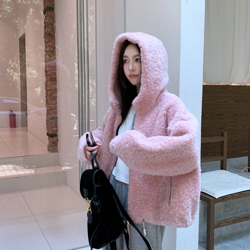 Peach Girl Hooded Lamb Fur All-In-One Jacket Women's 2025 Autumn and Winter New Sheep Shear Fur Coat Peach Girl Hooded Lamb Fur All-In-One Jacket Women's 2025 Autumn and Winter New Sheep Shear Fur Coat