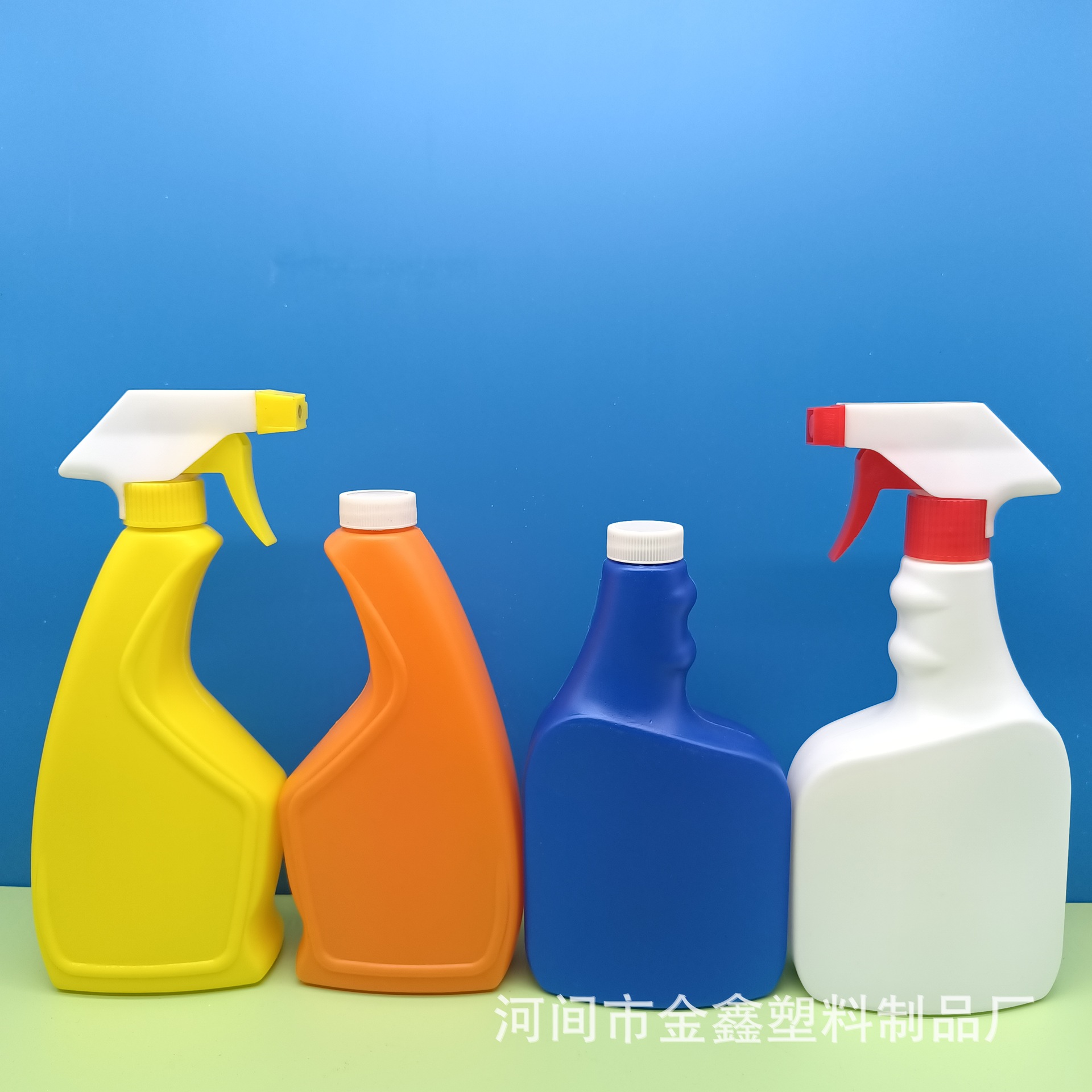 批发塑料喷雾瓶500ml塑料喷壶油烟净瓶稀释瓶喷雾扁瓶家用清洗瓶