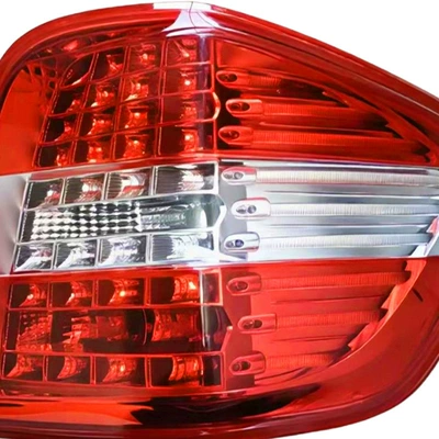 for Mercedes-Benz ml W164: Tail light