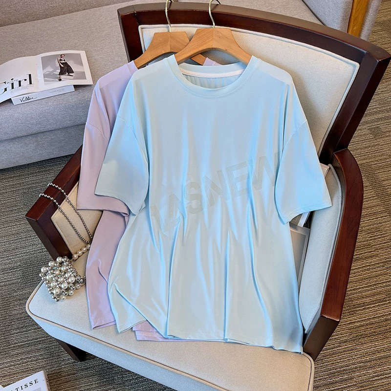 2025 лето 300 фунтов толстый MM большой размер свободного сушки повседневная футболка с ледяным шелком с круглым вырезом с короткими рукавами для женщин