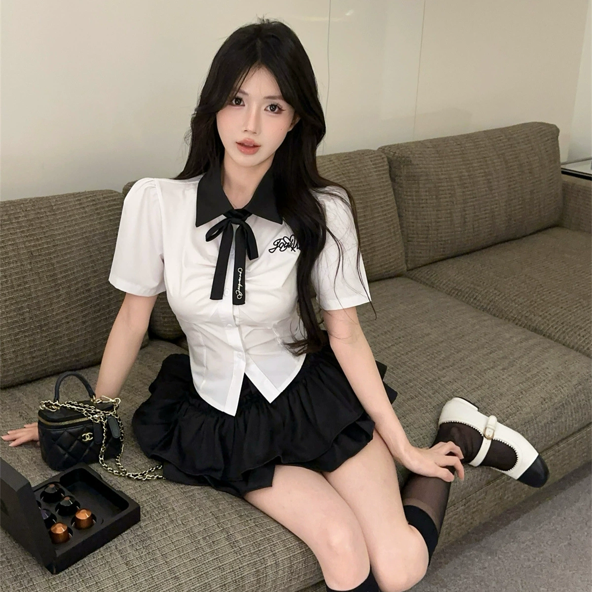 Женский комплект униформы JK в студенческом стиле Petite Sweet and Spicy: топ с короткими рукавами и пышная юбка с высокой талией, модный комплект из двух предметов.