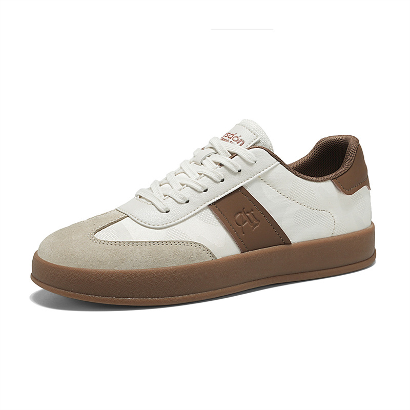 Zapatos de primavera para hombre, zapatos de entrenamiento alemán de suela gruesa de cuero 2025 nuevo estilo verano transpirable seda de hielo retro deportes y zapatillas de deporte de ocio de moda