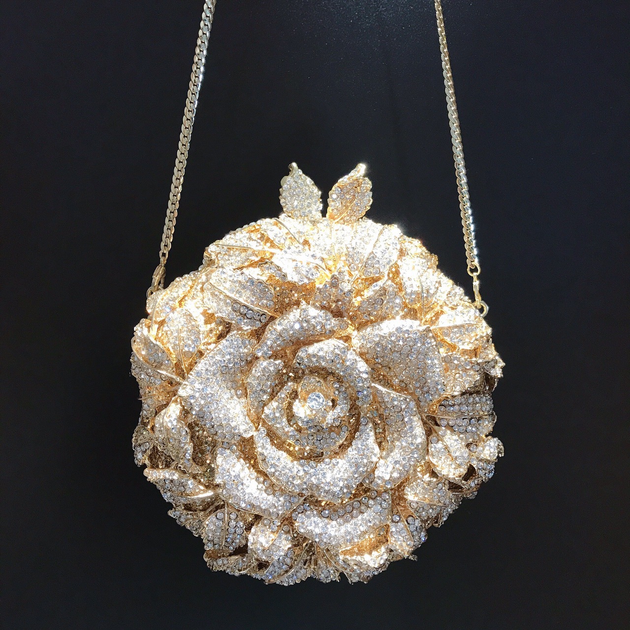 Clutch camellia transfronteriza bolsa de diamantes bolsa de cena flor hueca bolsa de diamantes vestido de fiesta bolsa de mano de mujer