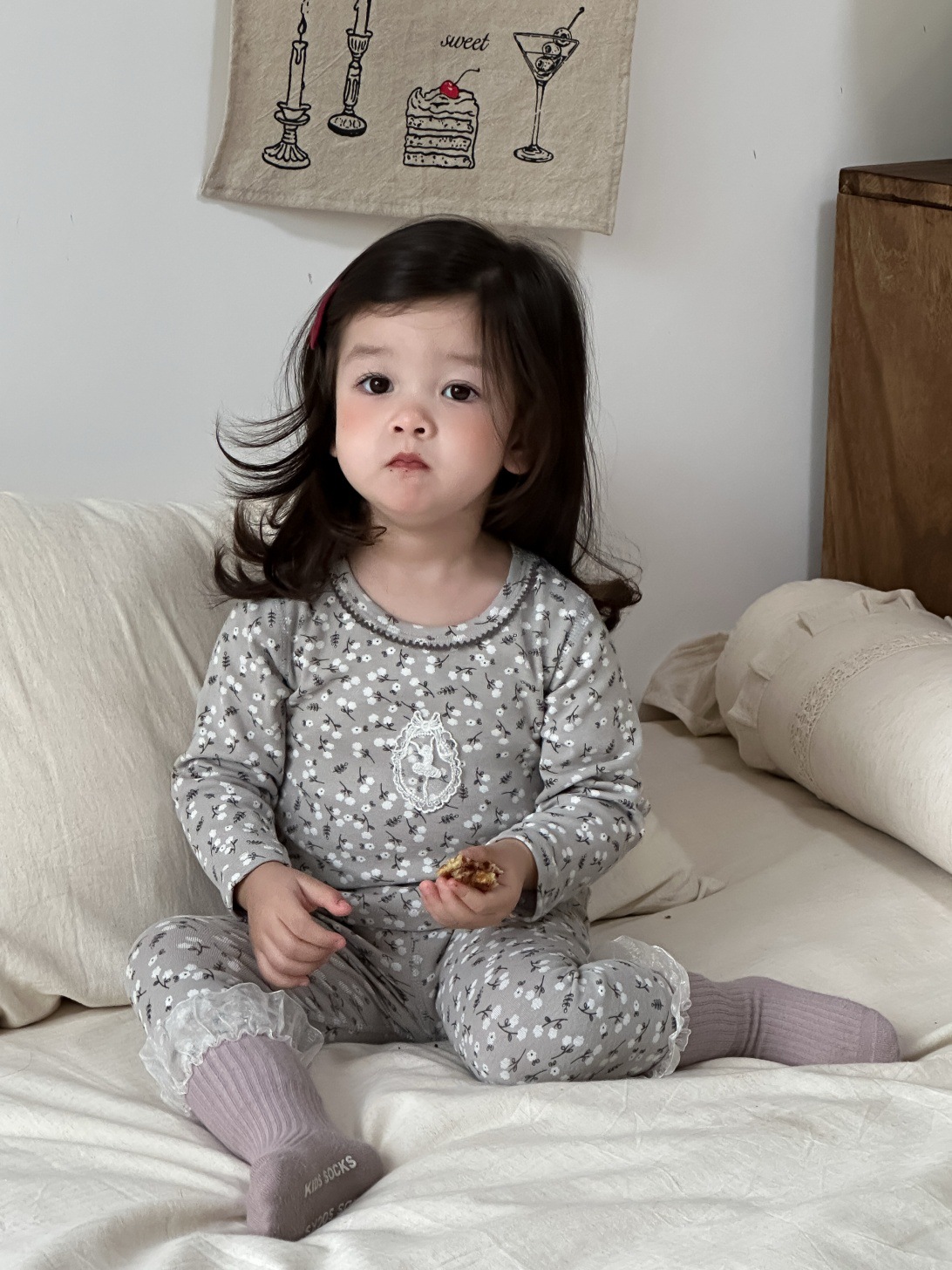 Niñas juegos de pijamas de primavera y otoño de dos piezas juegos de ropa de otoño de 2025 juegos de ropa para niños en casa pijamas