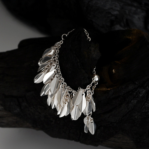 J1353 Niche designer grass skirt ring jewelry casual style S925 sterling silver leaf hand jewelry female e-commerce