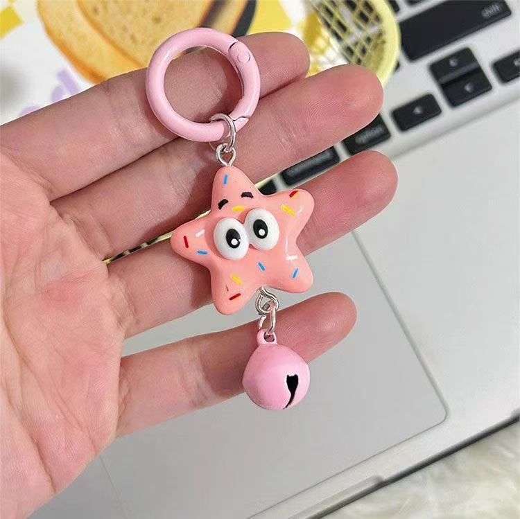 Bob Esponja Pi Estrella pareja encantadora campana de dibujos animados colgante niña accesorios bolsas escolares estudiantes amigos